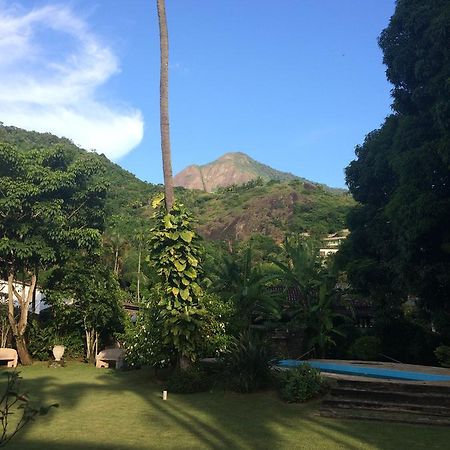Casa Colonial Terrea No Saco Da Capela Em Ilhabela Villa Bagian luar foto