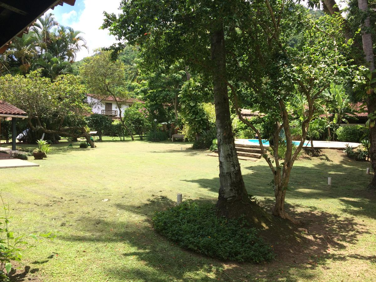 Casa Colonial Terrea No Saco Da Capela Em Ilhabela Villa Bagian luar foto